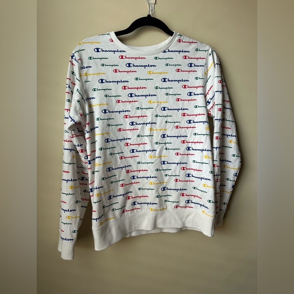 NWOT Champion Boys Youth Crewneck Spell Out All Over Multicolor Print Sweatshirt